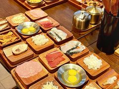 -银米·云南传统过桥米线(双廊黑金冠店)