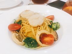 佛罗伦斯花枝干贝面-Dazzling Cafe 蜜糖吐司专卖店