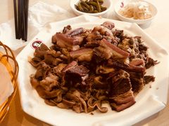 -闫家驴肉老店(华电一校店)
