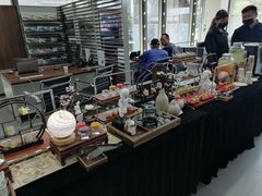 -上海星瀚奔驰4S店(红柳路店)