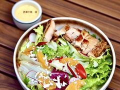 香橙鸡排奶酪沙拉-CHEMBOX·COFFEE·BRUNCH(天津K11店)