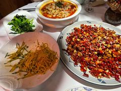 重庆辣子鸡-小河盐帮·私家菜·烤鸭(三元桥·霄云路店)