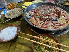 -黄潇洒老火锅(九眼桥宏济巷店)