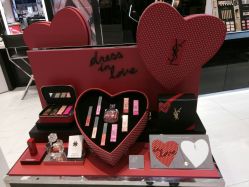 -YVESSAINTLAURENT