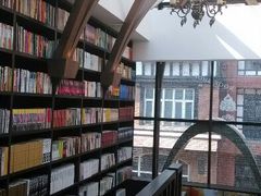 -钟书阁(松江泰晤士小镇店)