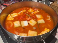 -尚尚仙·酸汤猪手·猪肚鸡火锅(华联万柳购物中心店)