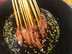 -虾弄弄海派小龙虾·牛羊蝎子火锅