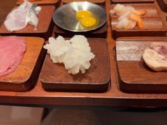 -银米·云南传统过桥米线(双廊黑金冠店)