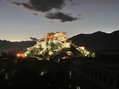 -平措康桑·和牛自助观景餐厅(布达拉宫店)