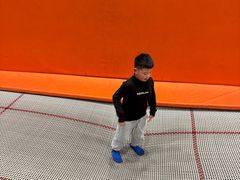 -极限PLAY运动娱乐新世界·团建派对表演休闲馆·室内高空游乐园