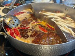 -憨铁匠老火锅(龙岗万科里店)