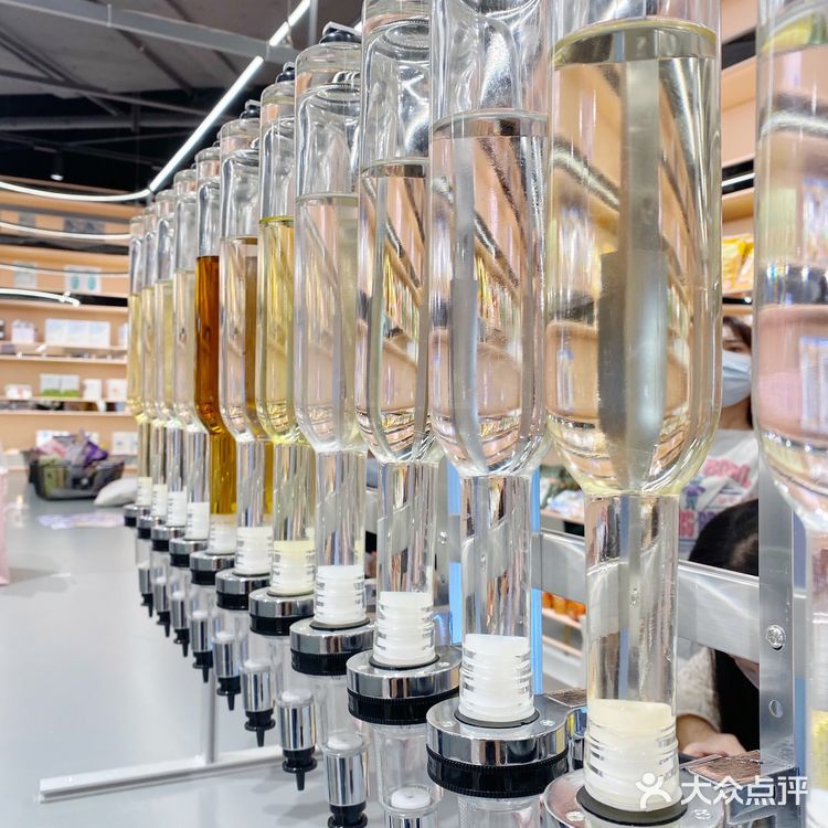 PRAYTY朴荔|美妆集合店购物指南