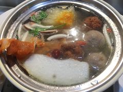 -百品聚旋转火锅(万德庄店)