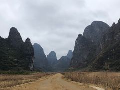 -钟山水墨田园