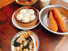 -弄堂咪道-饭香·面香·馄饨香(钦州北路田尚坊店)