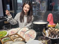 -牛牛和牛海鲜粥底火锅(长虹国际城店)