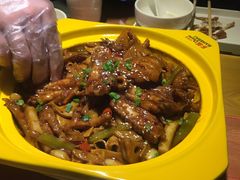 -多嘴肉蟹煲(万达店)