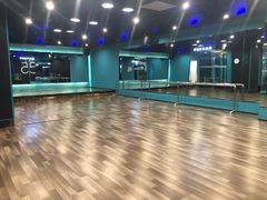 -威仕顿健身游泳(御锦城店)