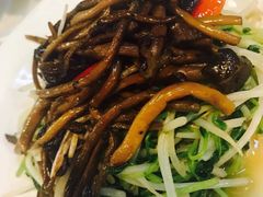 -新大咀港式茶餐厅(宝山万达店)