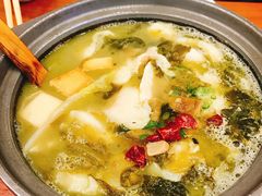 -周鱼小馆石锅酸菜鱼(活力汇店)