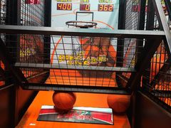 -极限PLAY运动娱乐新世界·团建派对潮玩休闲馆·室内蹦极高空游乐园