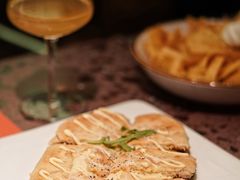 爆浆金枪鱼披萨-造精酿餐厅