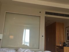 -上海浦东康桥绿地假日酒店