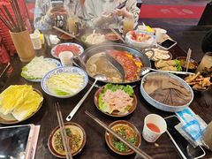 酸汤鸳鸯锅-冯校长老火锅(广州正佳广场店)