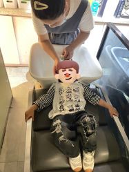 -PE SALON