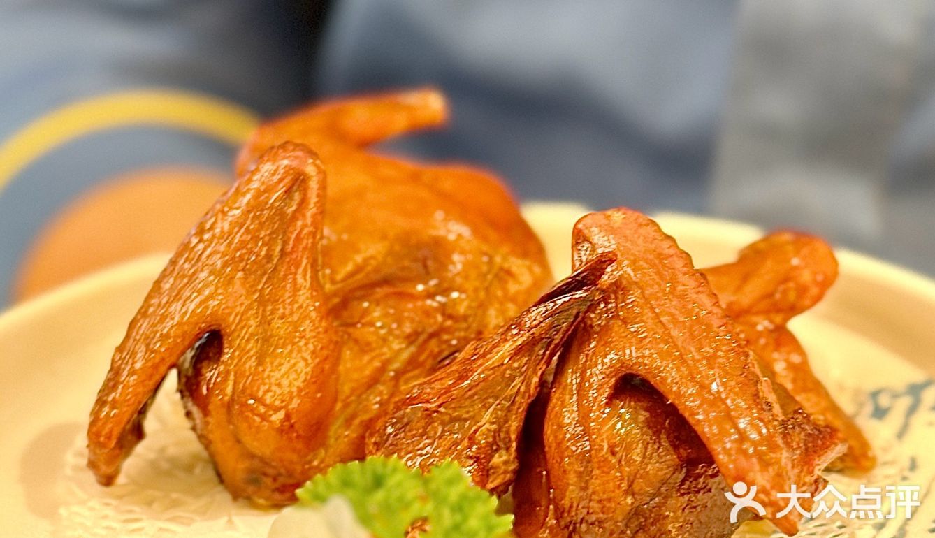 春节不打烊的，静安寺商圈内实惠广式茶楼