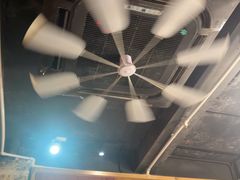-辉记炭烧海鲜大排档·老字号(福田店)