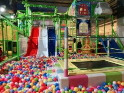 -小玩家儿童主题乐园(世茂广场店)