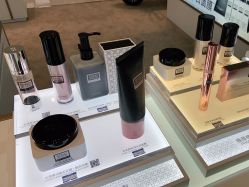 -奥伦纳素Erno Laszlo
