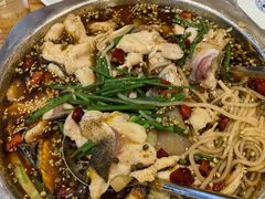 -乡土特色.冷锅鱼.牦牛肉汤锅