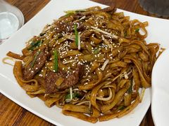 干炒牛河-南记食粥坊·宵夜大排档(卫国路店)