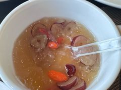 -大中华希尔顿酒店-念自助餐·嗨啤·小龙虾
