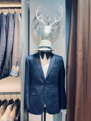 -ChenV西服礼服高级定制(市区养育巷店)