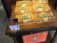 -汪玉霞(汉口里店)