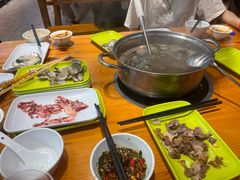 -养牛邓·潮汕牛肉海鲜自助火锅(广州店)