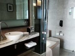 -上海龙之梦万丽酒店