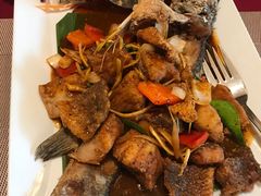 泰式炸鲈鱼-Daddy Nimman Chiang Mai