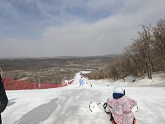 -庙香山滑雪场