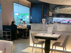 -左庭右院鲜牛肉火锅(金山万达店)