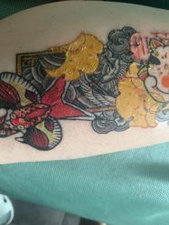 -鳌首刺青纹身 穿孔饰品店