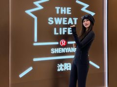 -lululemon(万象城店)