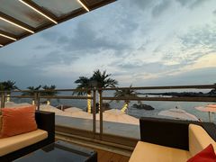 -靓湾海鲜·海景餐厅(小麦岛店)