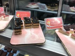 -东方明珠·可口可乐欢乐餐厅