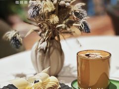 -潮一不贰·法式甜品·生日蛋糕·西式简餐(外滩店)