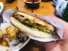 夹肉饼-徐沟贾记灌肠(总店)