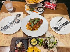 -Mark&Mars Restaurant